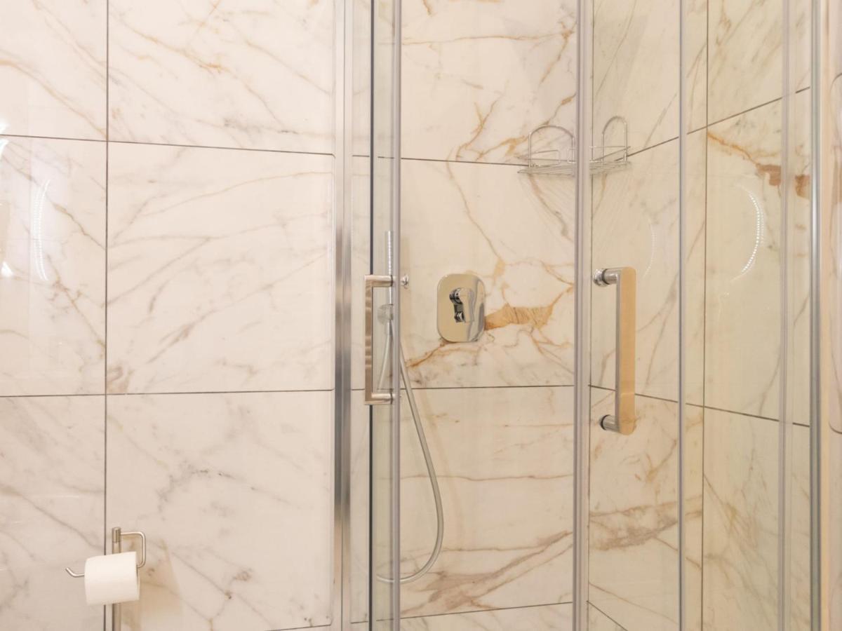 The Best Rent - Elegant Five-Bedrooms Apartment Near Colosseo 罗马 外观 照片