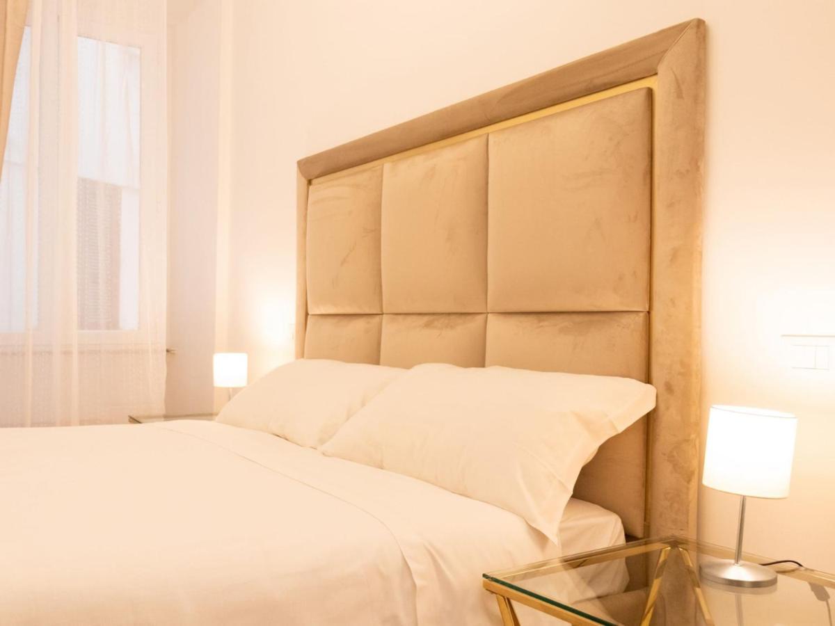 The Best Rent - Elegant Five-Bedrooms Apartment Near Colosseo 罗马 外观 照片