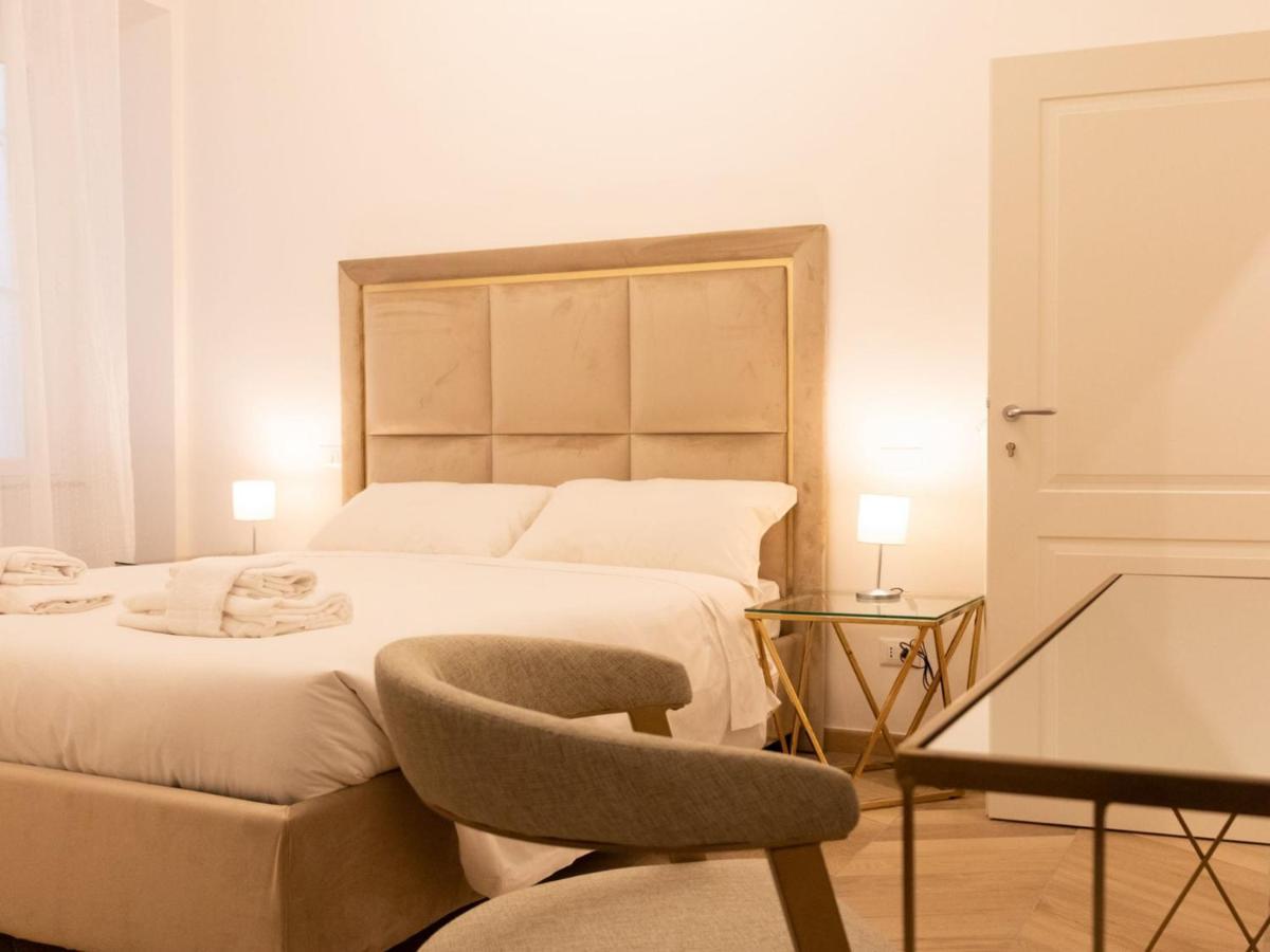 The Best Rent - Elegant Five-Bedrooms Apartment Near Colosseo 罗马 外观 照片