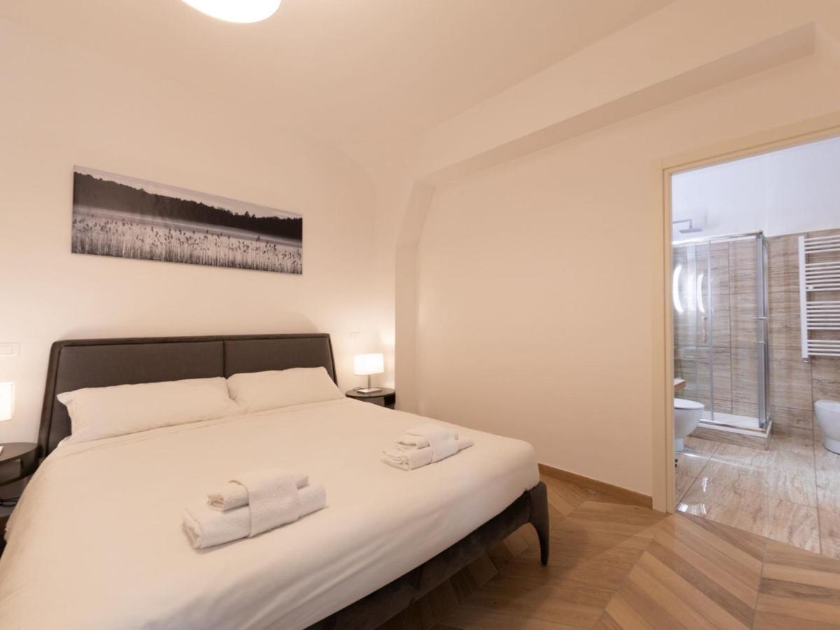 The Best Rent - Elegant Five-Bedrooms Apartment Near Colosseo 罗马 外观 照片