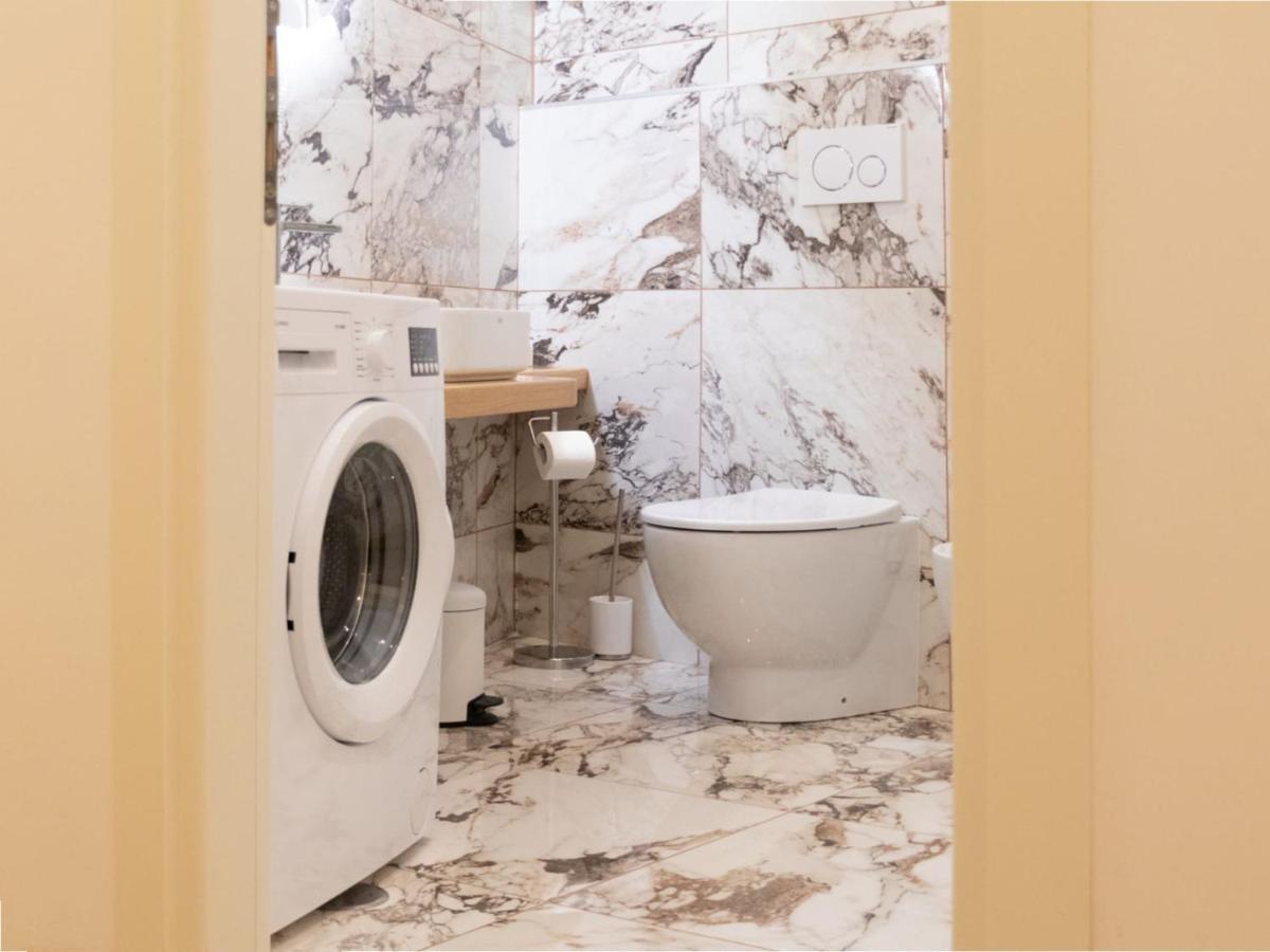 The Best Rent - Elegant Five-Bedrooms Apartment Near Colosseo 罗马 外观 照片