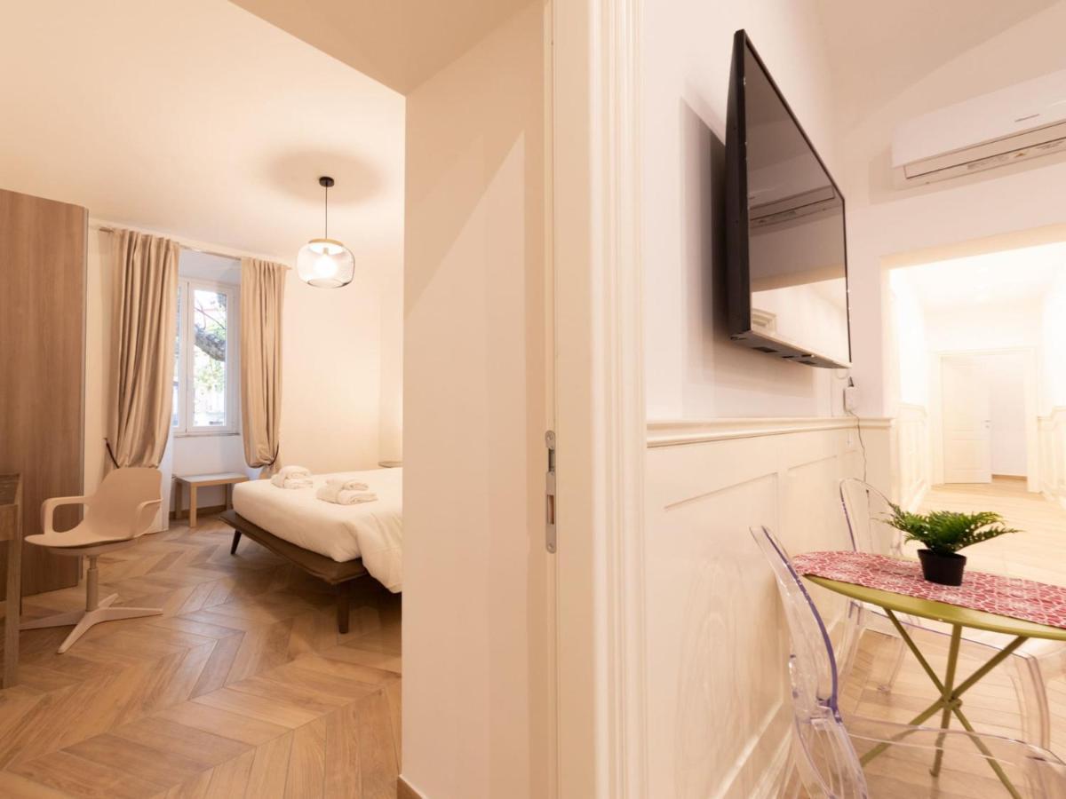 The Best Rent - Elegant Five-Bedrooms Apartment Near Colosseo 罗马 外观 照片